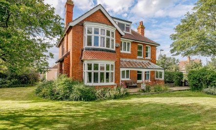 4 Bed in Mablethorpe