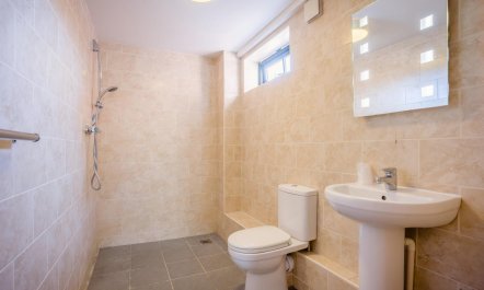 5 Bed in Bridport 9