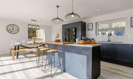 4 Bed in Holsworthy 5