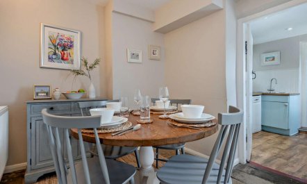 2 Bed in Corfe Castle 5