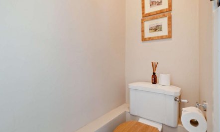 2 Bed in Corfe Castle 9