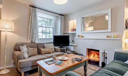 2 Bed in Corfe Castle 1