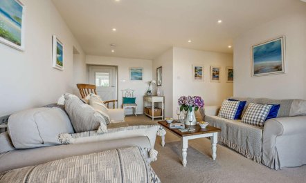 4 Bed in Port Isaac 6