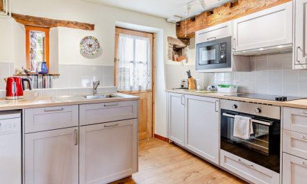 1 Bed in Abergavenny 4