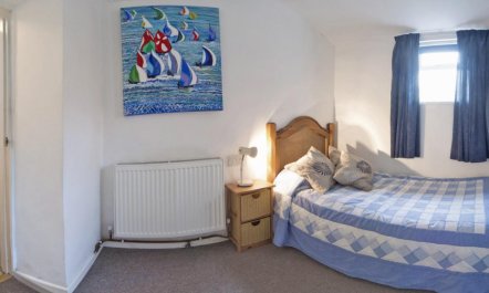 3 Bed in Godshill 8