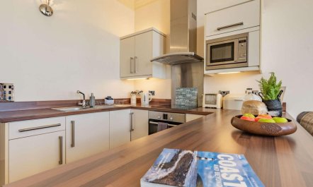 2 Bed in Tenby 5