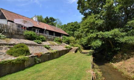 2 Bed in Sherborne 3