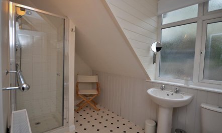3 Bed in Brixham 9