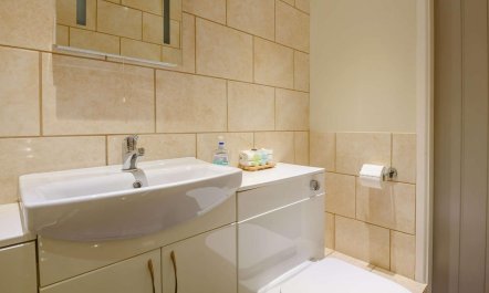2 Bed in Louth 5