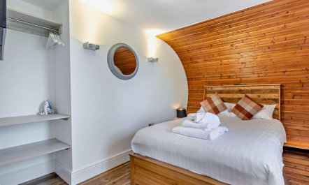 2 Bed in Westward Ho 8