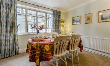 2 Bed in Ludlow 3