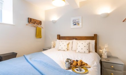1 Bed in St. Austell 7