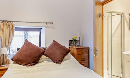 2 Bed in Barnstaple 9