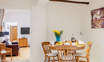 2 Bed in Barnstaple 5