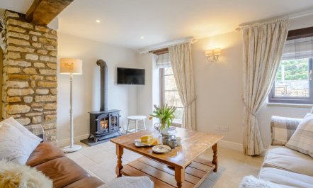 3 Bed in Moreton-in-marsh 0