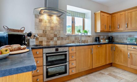 3 Bed in Abergavenny 9