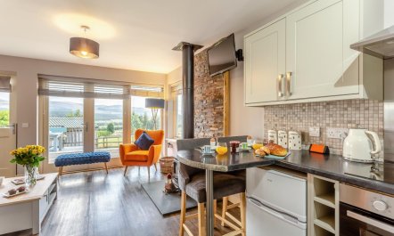 2 Bed in Near Inverarnie 9
