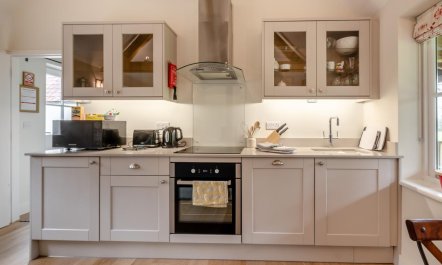 1 Bed in Sherborne 4