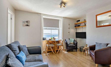 2 Bed in Aberdyfi 5