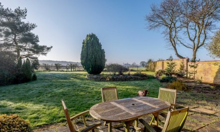 4 Bed in Melton Constable 1