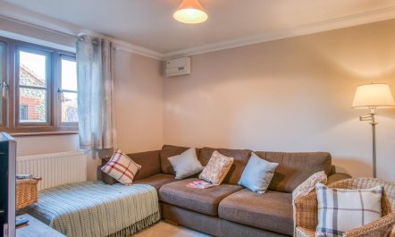 4 Bed in Melton Constable 6