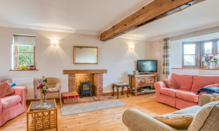 4 Bed in Melton Constable 3