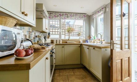 3 Bed in Cardigan 1