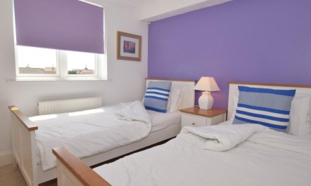 2 Bed in Eastbourne 6