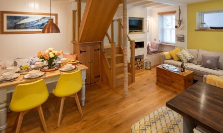 3 Bed in Dartmouth 8