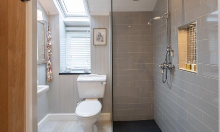 3 Bed in Dartmouth 1