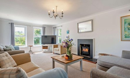 5 Bed in Bude 2
