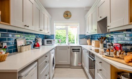 2 Bed in Honiton 2