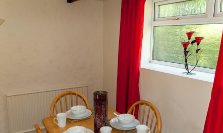 2 Bed in Neath 7