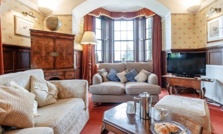 5 Bed in Blairgowrie 2