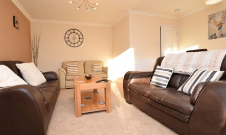 3 Bed in Galashiels 1