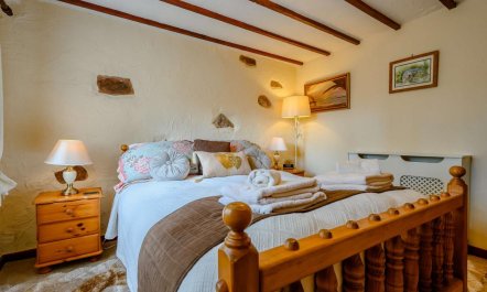 2 Bed in Holmrook 6