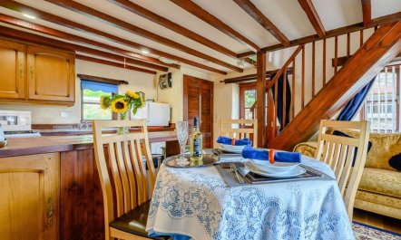 2 Bed in Holmrook 4