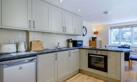 2 Bed in Melton Constable 3