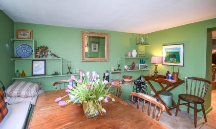 2 Bed in Cirencester 2