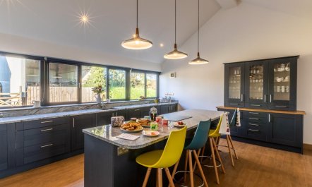 5 Bed in Holsworthy 9