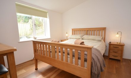 2 Bed in Haverfordwest 7