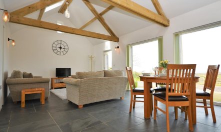 2 Bed in Haverfordwest 2