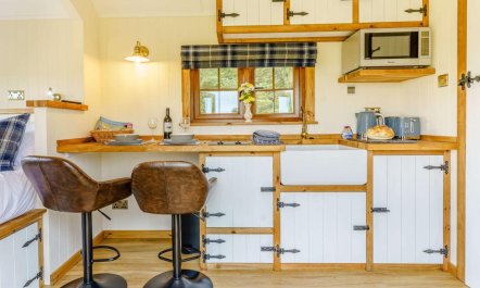 1 Bed in Pembroke 5