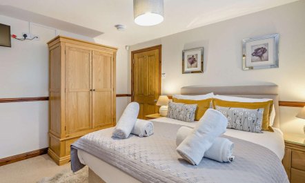 5 Bed in Cleator 8