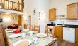 4 Bed in High Peak 2