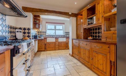 2 Bed in Ventnor 5