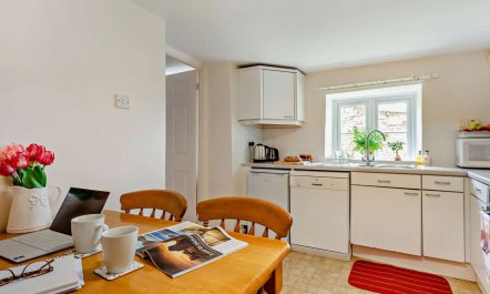 2 Bed in Holmrook 7