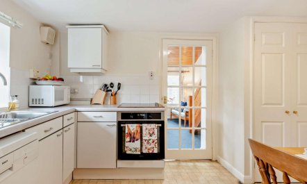 2 Bed in Holmrook 8