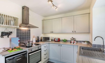 2 Bed in Scarborough 9
