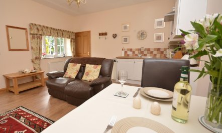 1 Bed in Holsworthy 2